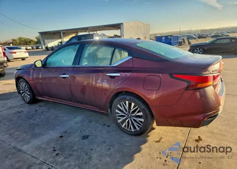 2023 Nissan Altima Sv z USA, uszkodzony, nr VIN 1N4BL4DV4PN360341